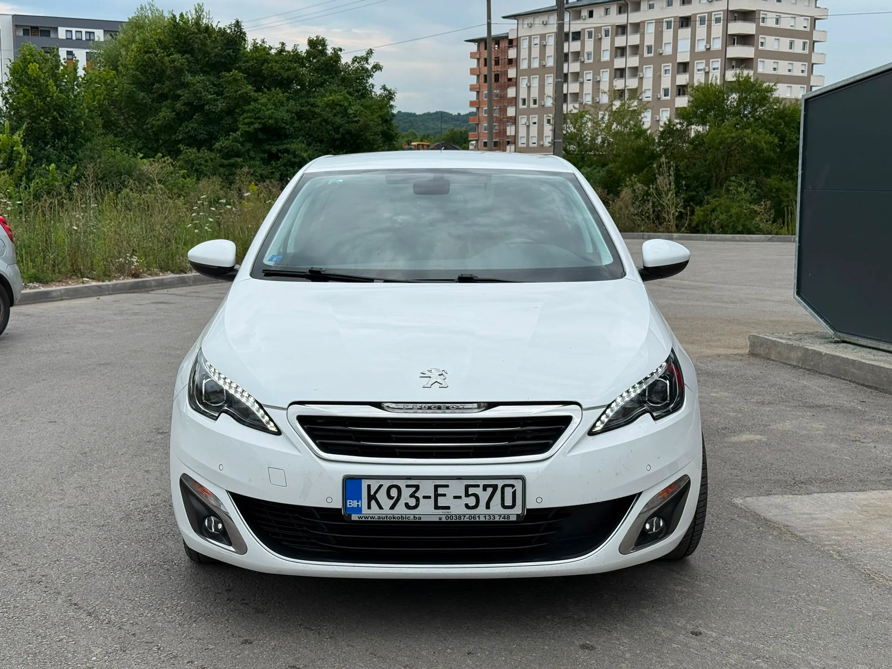 Peugeot 308 Bijeli – fotografija 4