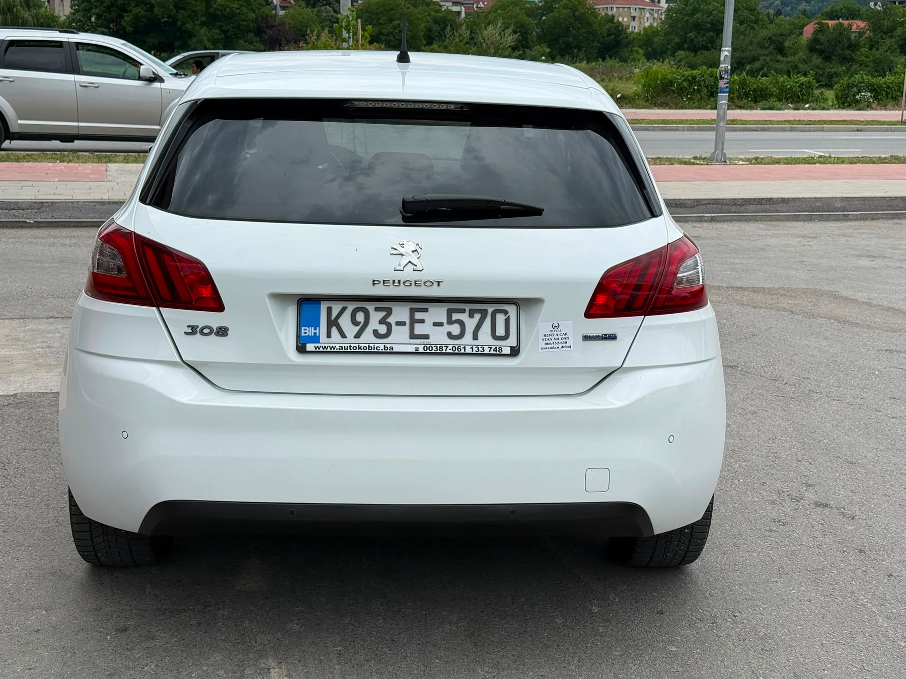 Peugeot 308 Bijeli – fotografija 5